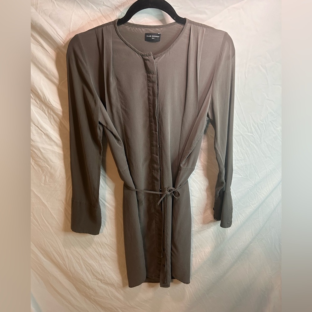 Club Monaco grey 100% silk shirt dress minimalist quiet luxury woman size 4